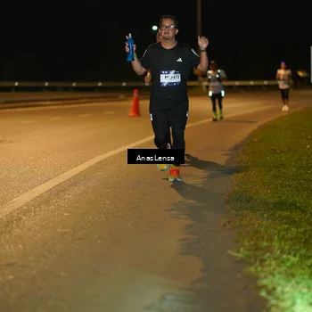 Runner Photo 7701044
