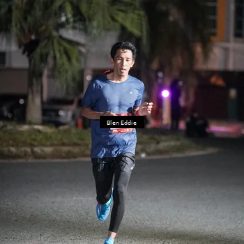 Runner Photo 7701045