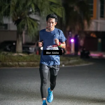 Runner Photo 7701055