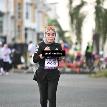 Runner Photo 7701059