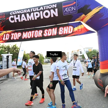 Runner Photo 7701068