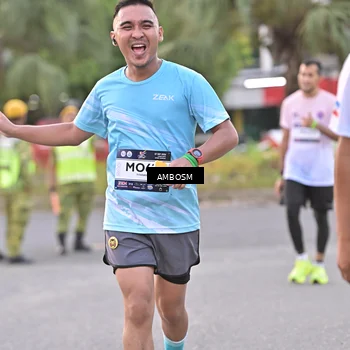 Runner Photo 7701074