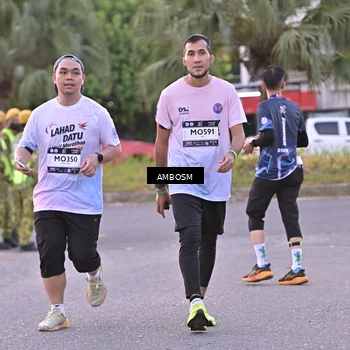 Runner Photo 7701075