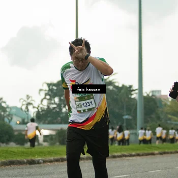 Runner Photo 7701078