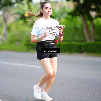 Runner Photo 7701091