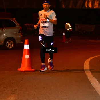Runner Photo 7701101