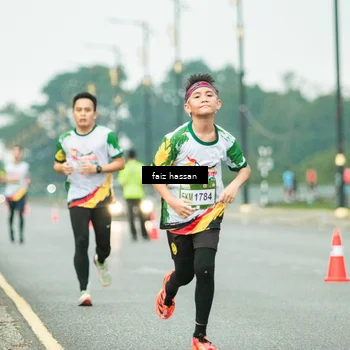 Runner Photo 7701106