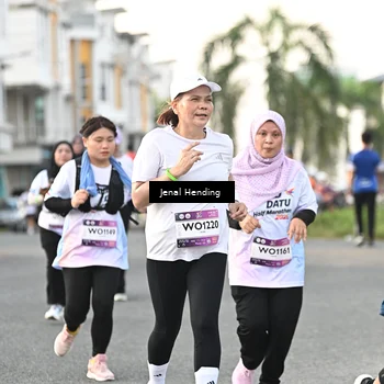 Runner Photo 7701117
