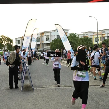 Runner Photo 7701149