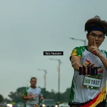 Runner Photo 7701151