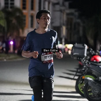 Runner Photo 7701152