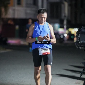 Runner Photo 7701171