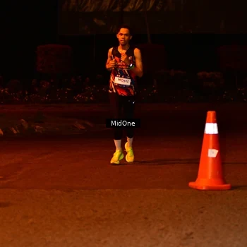 Runner Photo 7701178