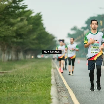 Runner Photo 7701185