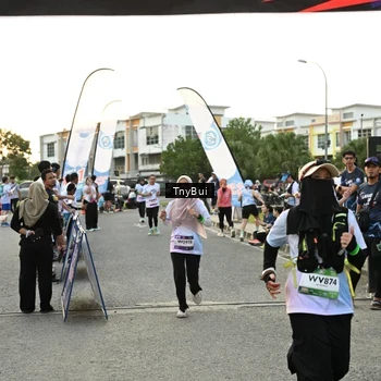 Runner Photo 7701195