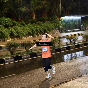 Runner Photo 7701201