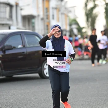 Runner Photo 7701205