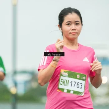 Runner Photo 7701206