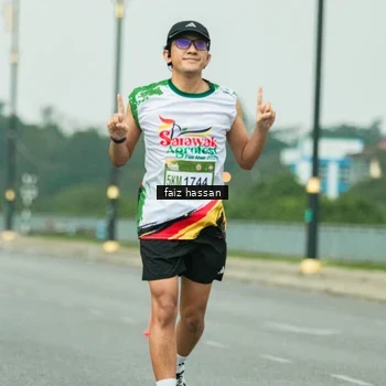 Runner Photo 7701217