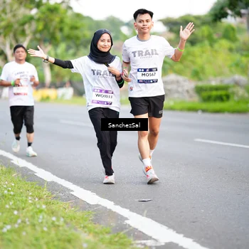 Runner Photo 7701234