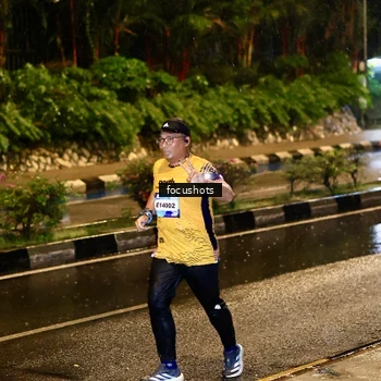 Runner Photo 7701242