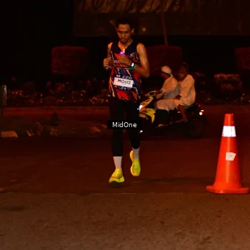 Runner Photo 7701244
