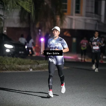 Runner Photo 7701263