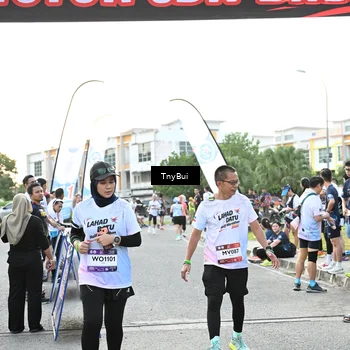Runner Photo 7701273