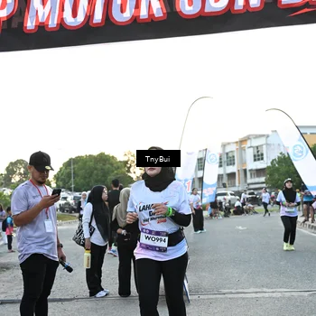 Runner Photo 7701274