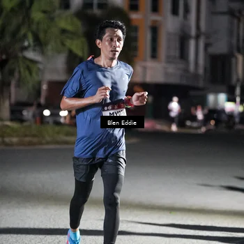 Runner Photo 7701284