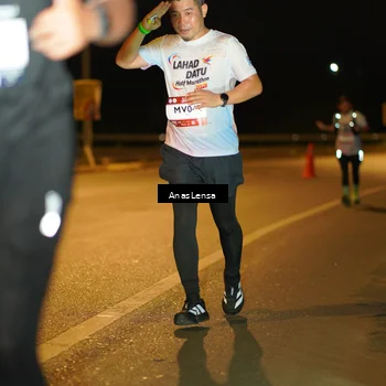 Runner Photo 7701287
