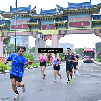 Runner Photo 7701288