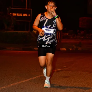 Runner Photo 7701323