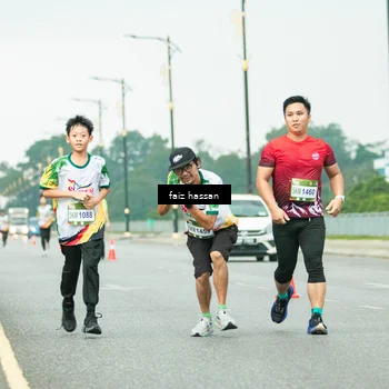 Runner Photo 7701339