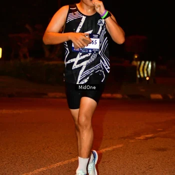 Runner Photo 7701343
