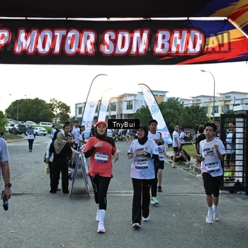 Runner Photo 7701349