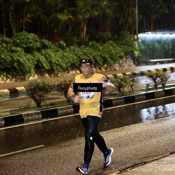 Runner Photo 7701351