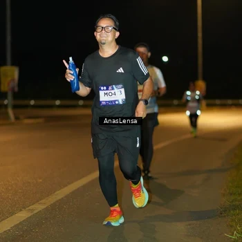 Runner Photo 7701361