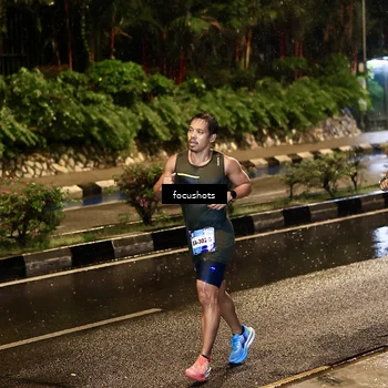 Runner Photo 7701364