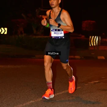 Runner Photo 7701372