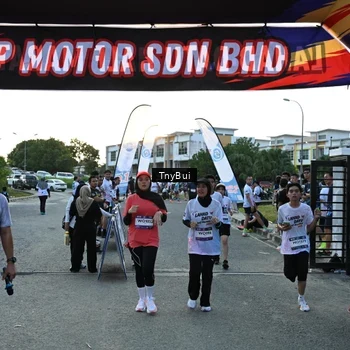 Runner Photo 7701377
