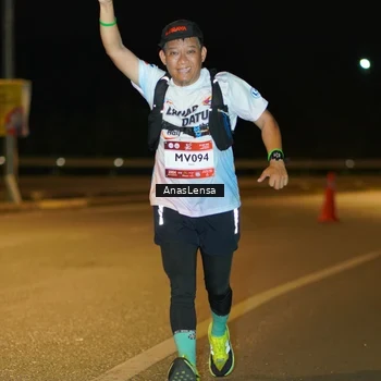 Runner Photo 7701386