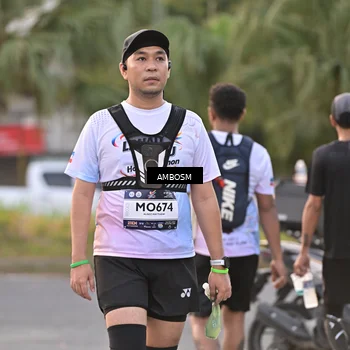 Runner Photo 7701398