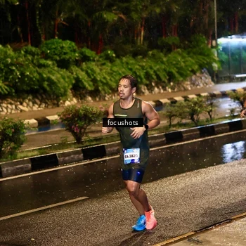 Runner Photo 7701407