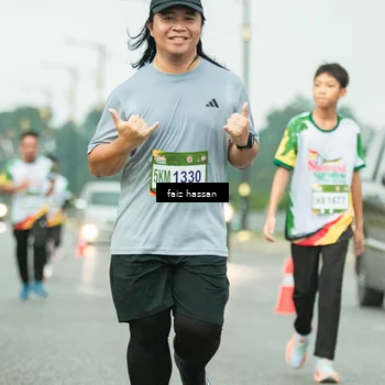 Runner Photo 7701410