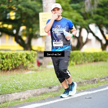 Runner Photo 7701434
