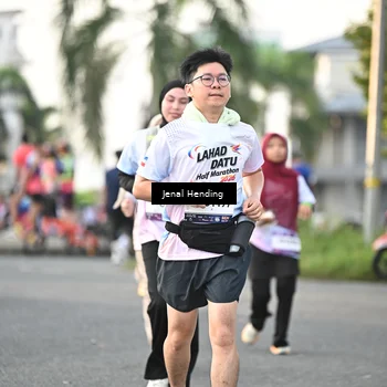Runner Photo 7701443