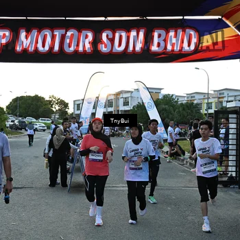Runner Photo 7701444