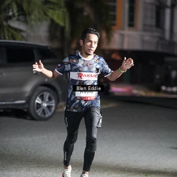 Runner Photo 7701447