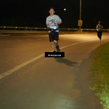Runner Photo 7701450